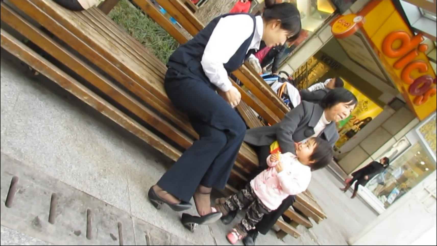 streetsnapdangl[00 00 31][20181118 111227 2]